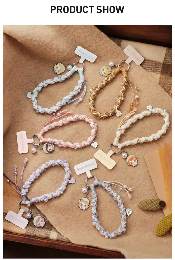 Baby Molly nøkkelbånd Winter Fit Check Series fra Pop Mart i ulike design