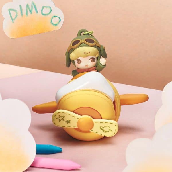 Dimoo World earphone case med pilotfigur på et fly.