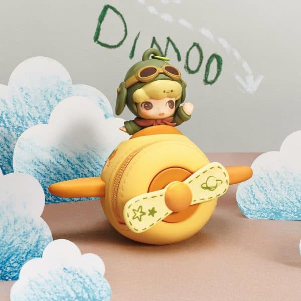 Dimoo figur i flymotiv på en skyete bakgrunn