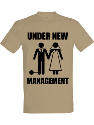 Under new management – T-skjorte med koselig trykk | Gave til familien